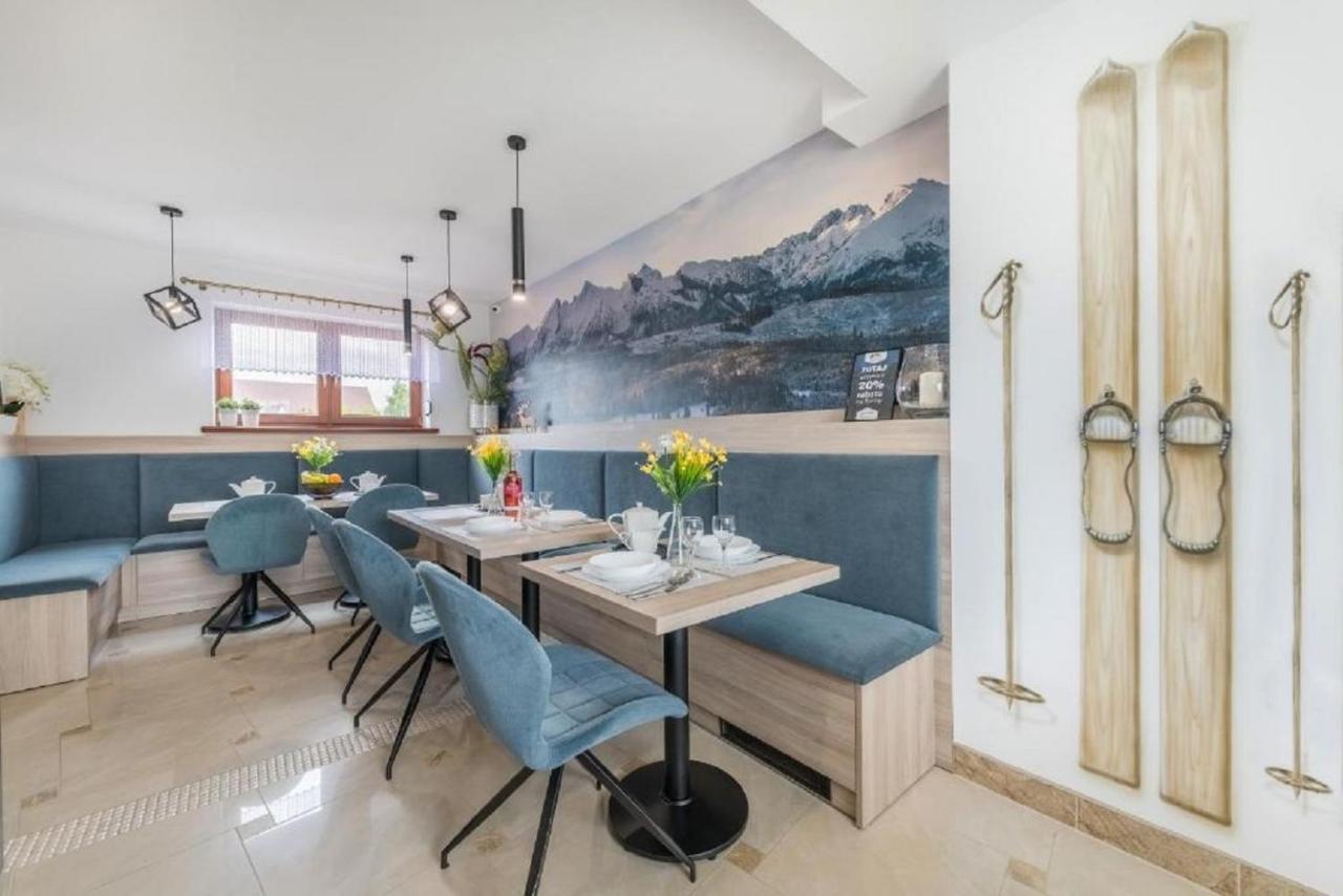 Bialy Jelen Z Basenem I Jacuzzi Bed & Breakfast Ostrowsko Exterior foto