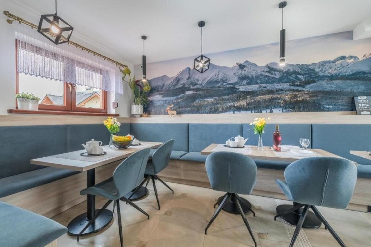 Bialy Jelen Z Basenem I Jacuzzi Bed & Breakfast Ostrowsko Exterior foto